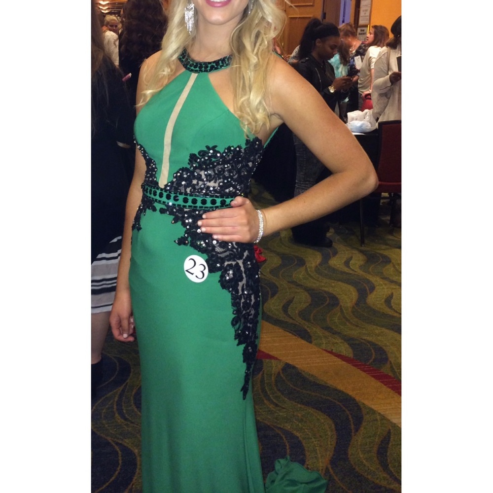 Pageant/prom dress